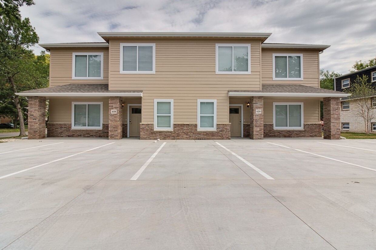 Primary Photo - Fremont 4-Plex