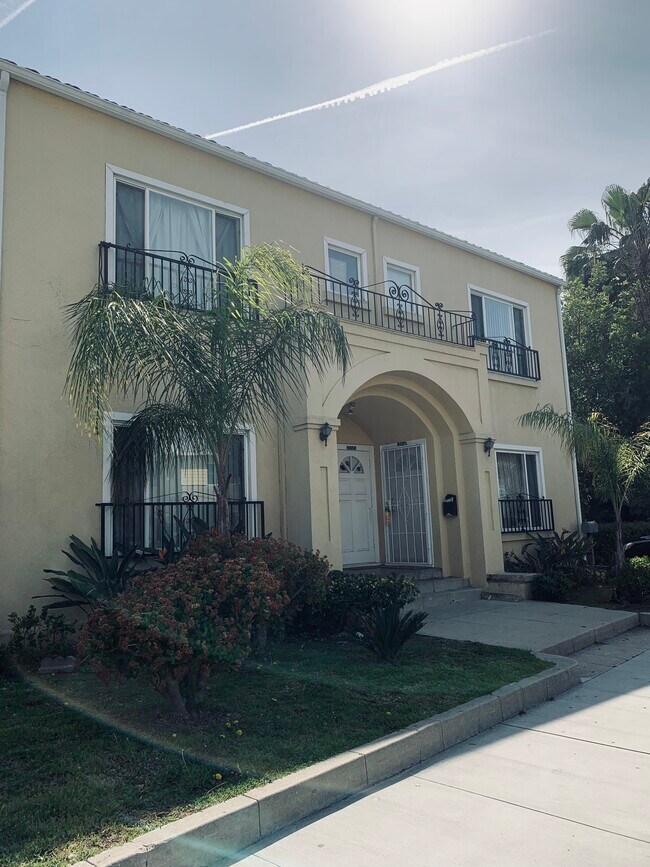 Foto del edificio - 204 E Maple St