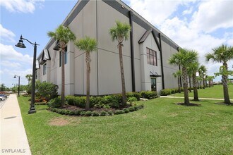 Building Photo - 18293 Ridgeline Dr