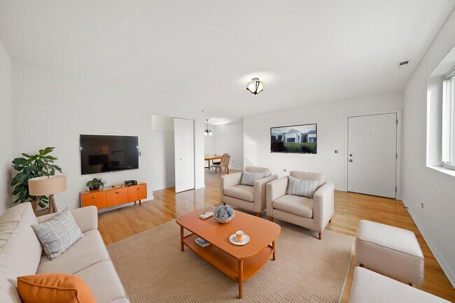 Building Photo - 13906 Central Park Ave