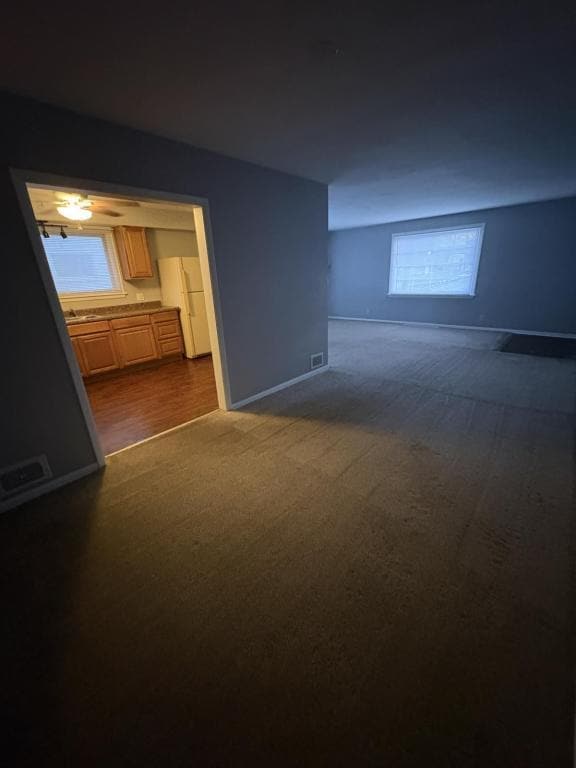 Building Photo - 66 W Main St