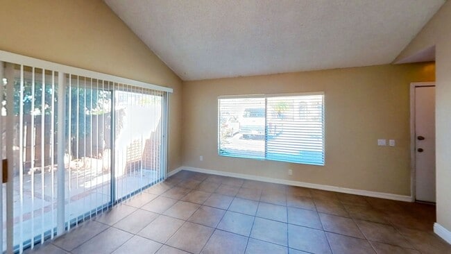 Building Photo - PRICE REDUCED!! 2 Bedroom 2 Bath Condo Ava...
