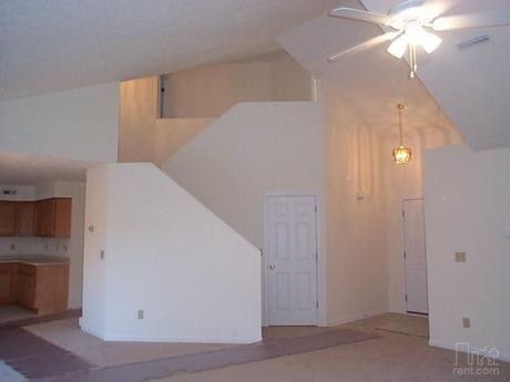 Building Photo - 15 Fountain Drive