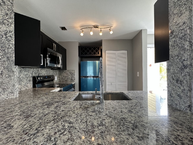 Photo - 3405 NW 44th St Apartment