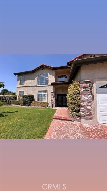 Building Photo - 495 Woodbluff Ave