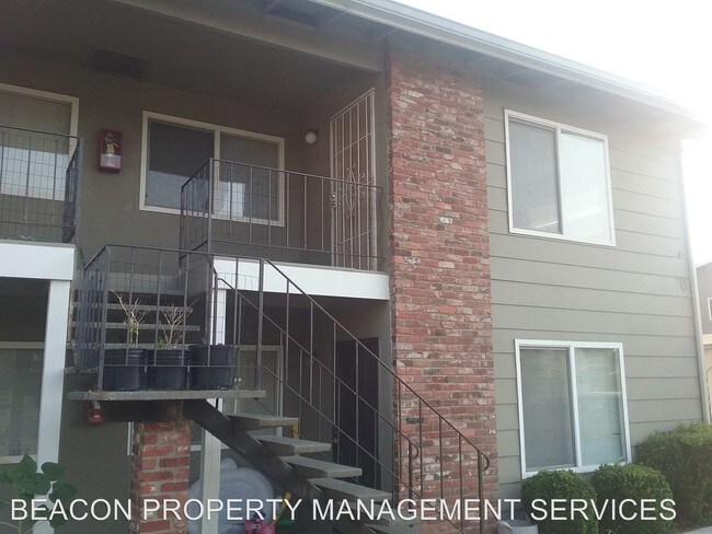 Foto del edificio - 19850 N 99 Frontage Rd