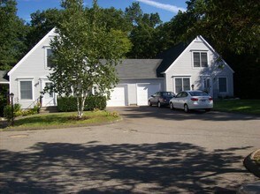 Deerfield Village photo'