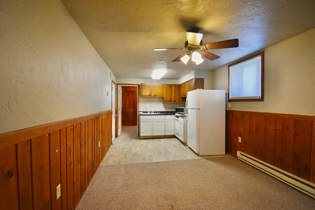Foto del edificio - 63 6th Ave N