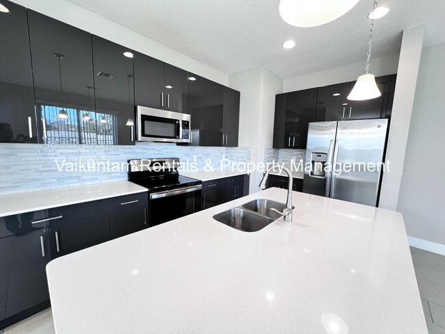 Foto del edificio - 1421 Captiva Cv