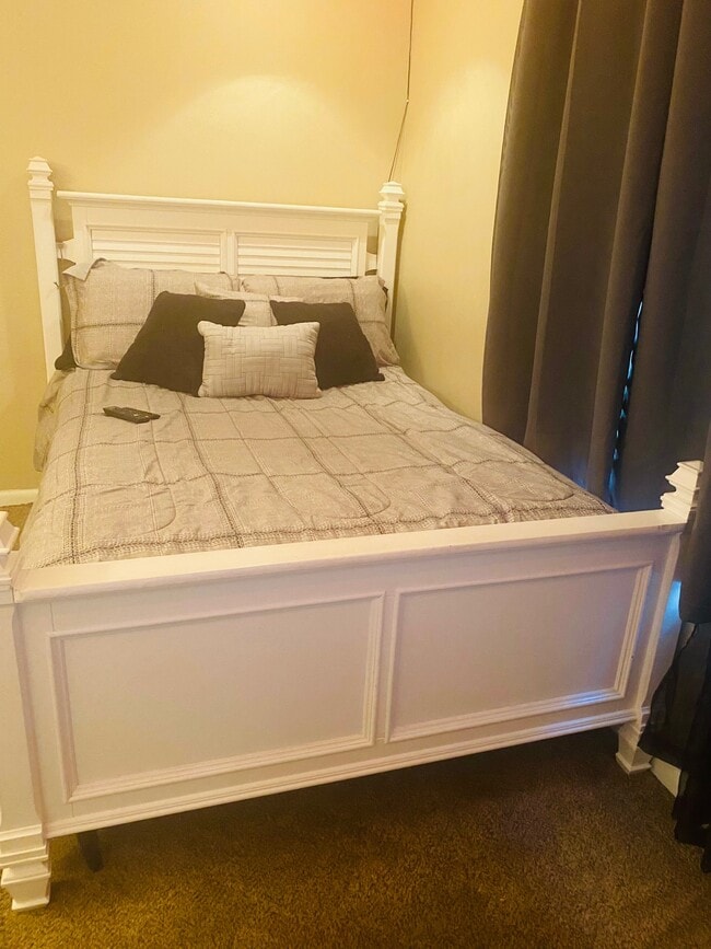Fullsize Bed - 5433 Brookswood Way