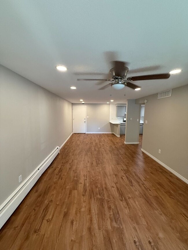 Building Photo - 1990 Fenton St