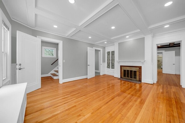 Building Photo - 26 Richardson Ave