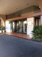 Building Photo - 1314 Victoria St