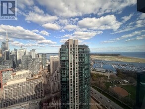 Building Photo - 219 Fort York Blvd