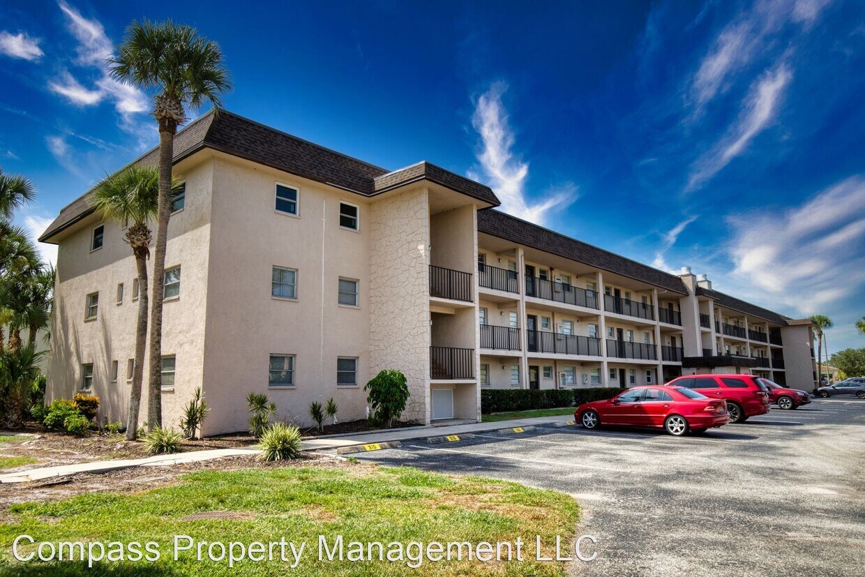 Foto principal - 2 br, 2 bath House - 102 Capri Isles Blvd ...