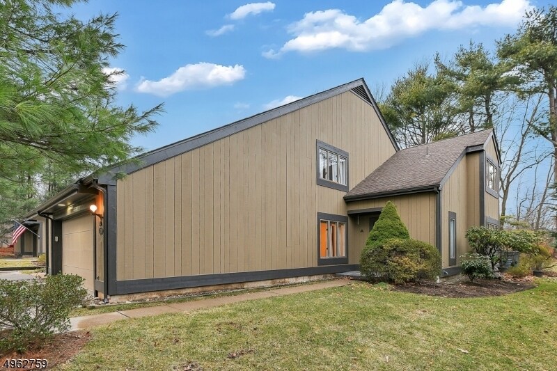 Foto principal - 436 Bromley Pl