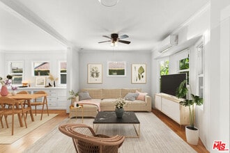 Building Photo - 123 Ellita Pl