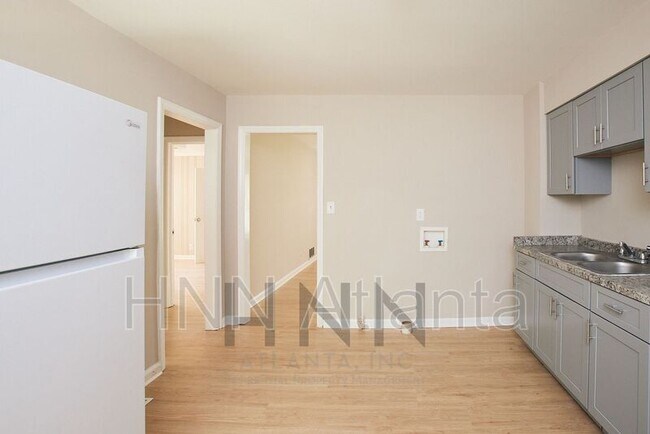 Building Photo - 2065 Nettie Ct