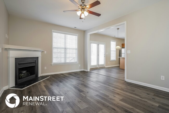 Foto del edificio - 104 Haywood Ln