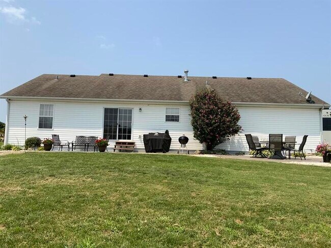 Building Photo - 3416 Pierland Dr