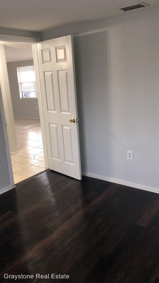 Foto del edificio - 2 br, 1 bath House - 3214 Holiday Lake Dr.