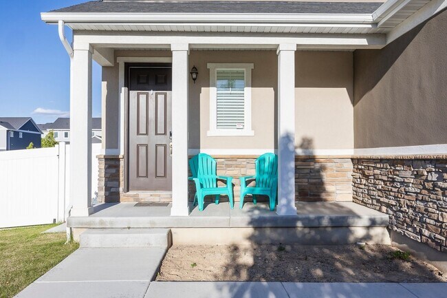 Building Photo - Spacious 3BR Single Family House in Herriman