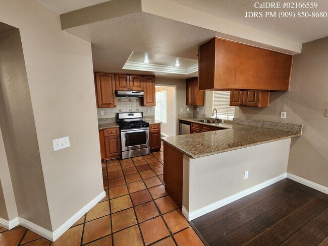 Foto del edificio - Fontana 3 Bedroom Home