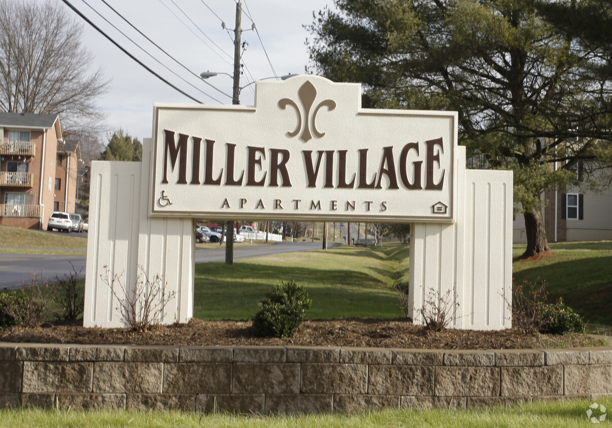 3840 Eastline Dr - Miller Village Apartments - Miller Village Apartments