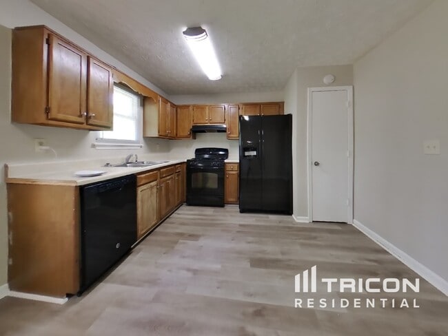 Building Photo - 2632 Winding Creek Dr