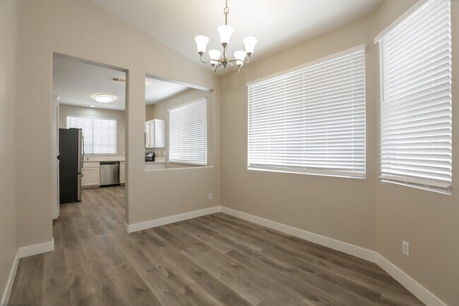 Building Photo - 2134 Polynesia Cir