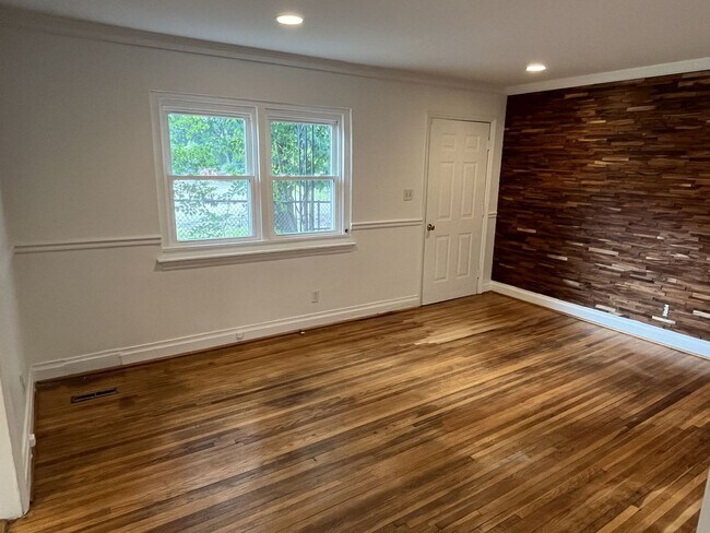 Foto del edificio - 2 Bed Back Unit in Uptown!