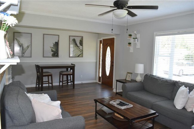 Foto del edificio - 3315 W Pearl Ave