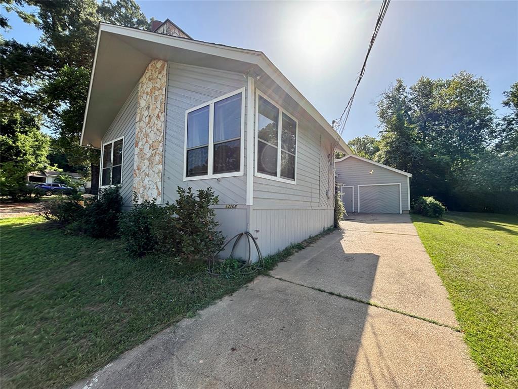 Primary Photo - 13108 Lake Villa Dr