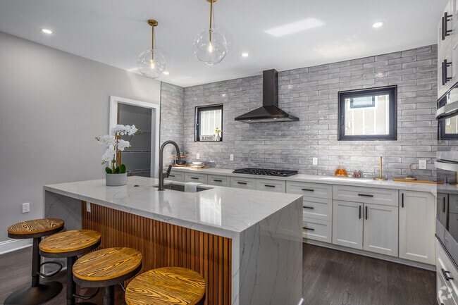 3BR, 3.5BA - 1,800SF - Kitchen - 365 Frebis Ave