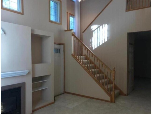 Building Photo - 14378 Raymond Ln