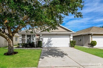 Building Photo - 11749 Lynmoor Dr