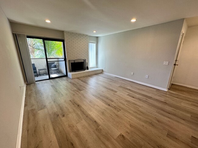 Building Photo - 1BR/1BA in Gated Community w/ Garage + In-Unit Laundry | Prime Chula Vista Location (91910)