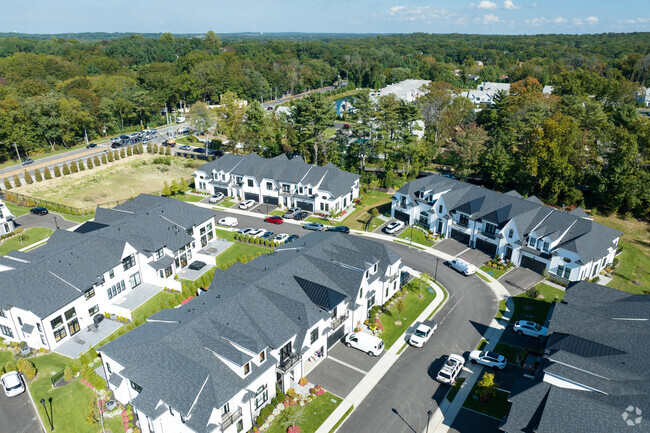 Foto del edificio - Sagamore at Mills Pond