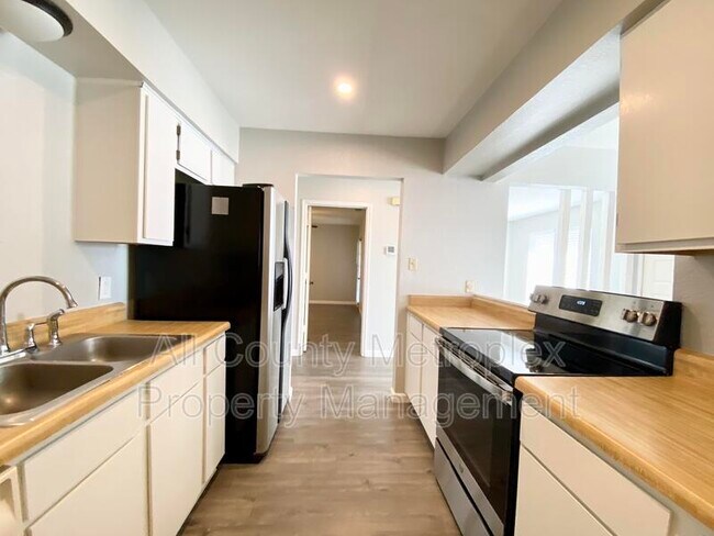 Foto del edificio - 3809 Tamarron Ln