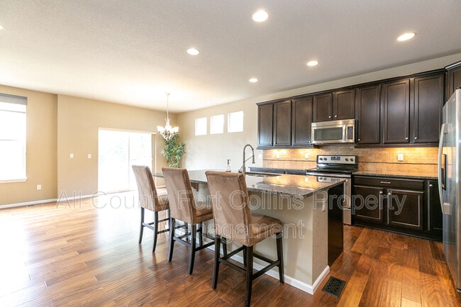 Building Photo - 3608 Voyager Ln