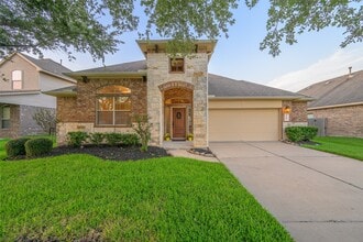 Building Photo - 12805 Shady Springs Dr