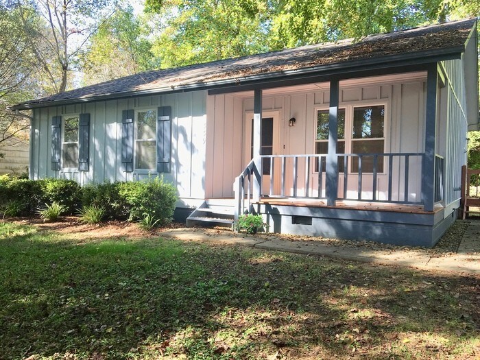 Quiet Neighborhood, Black Mountain Home House Rental in Black