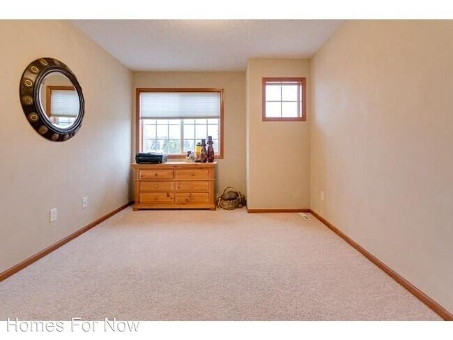 Building Photo - 3 br, 3 bath House - 21320 Hytrail Circle