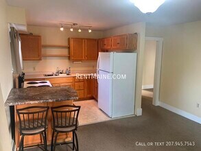 Building Photo - 94 Western Ave