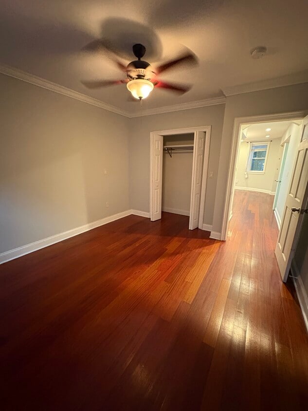 Primary Photo - 106 E Brookline St