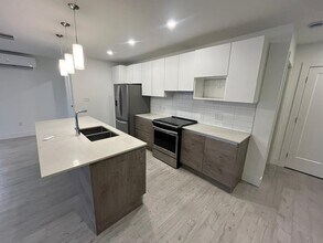 Building Photo - 172 Wentworth Dr