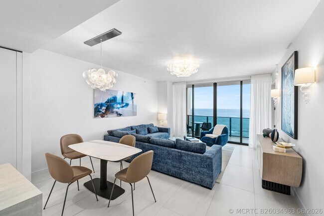 Foto del edificio - 900 N Ocean Blvd