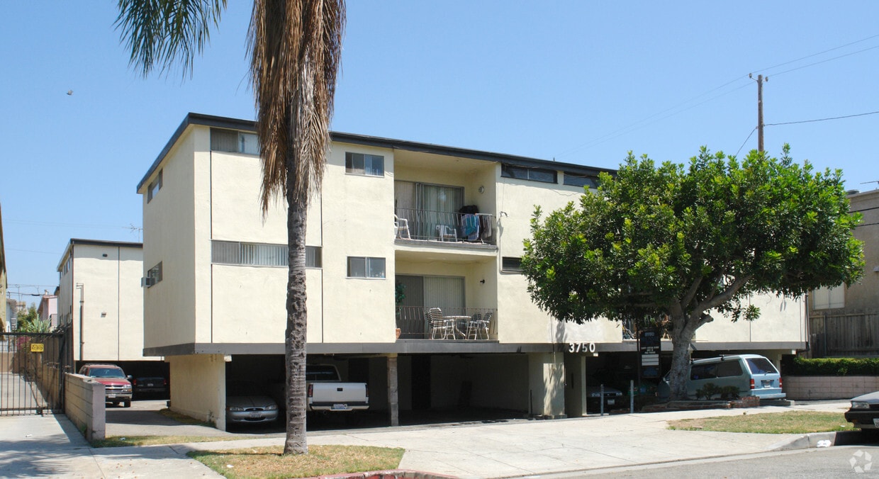 Foto del edificio - 3750 Midvale Ave