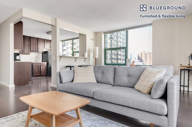 Foto del edificio - 77 W Huron St