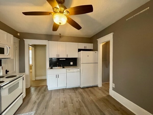 Foto del edificio - 1117 Sumner Ave